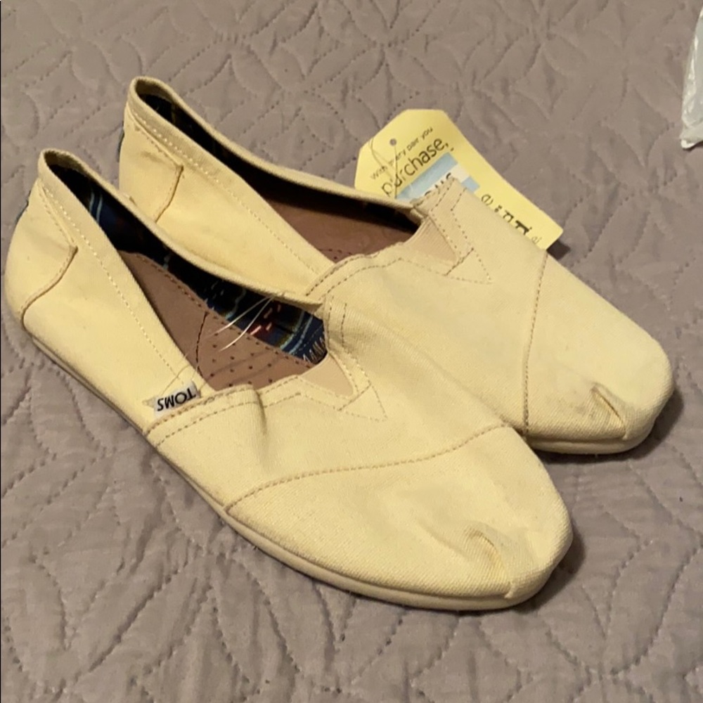 Toms!!